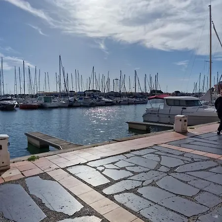 La Chrysalide Apartament